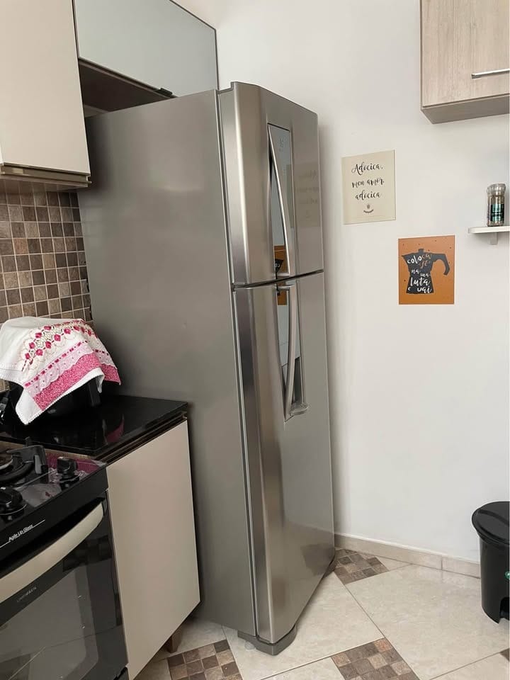 Geladeira Electrolux inox 410 litros funcionado perfeitamente